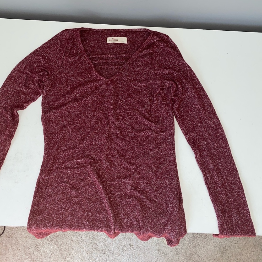 hollister tight fit shirt